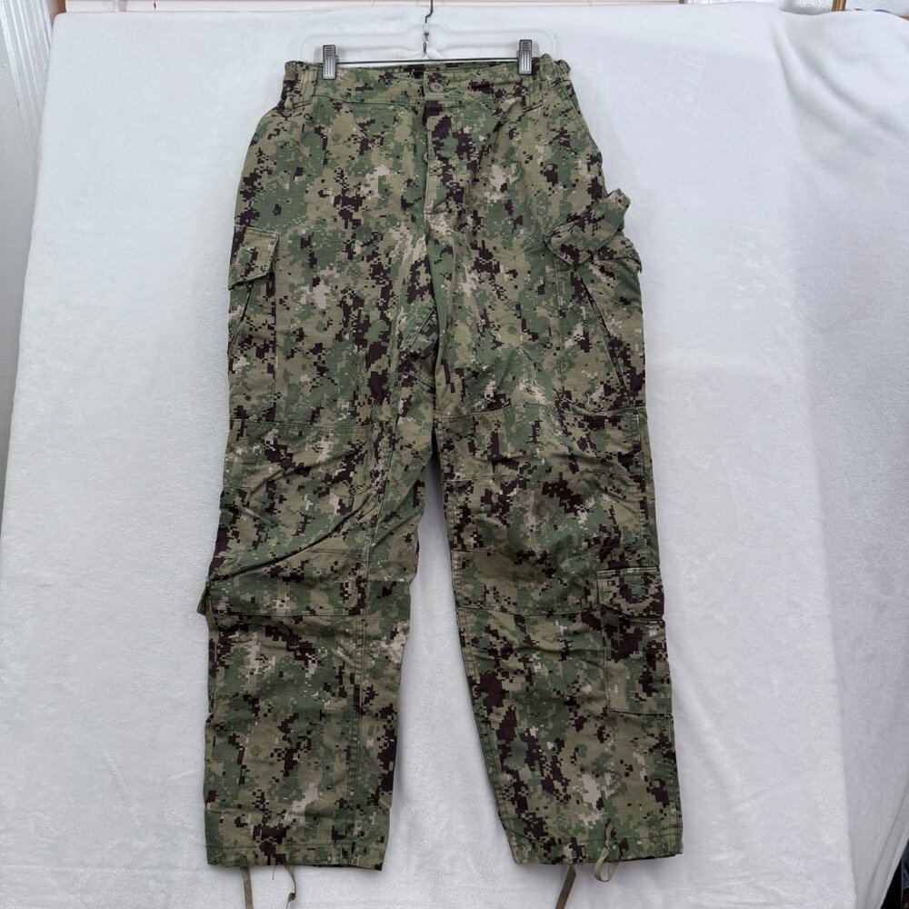 US Navy Type III Cargo Pants Mens S 30x29 Green NWU AOR2 Digital Camo Ripstop